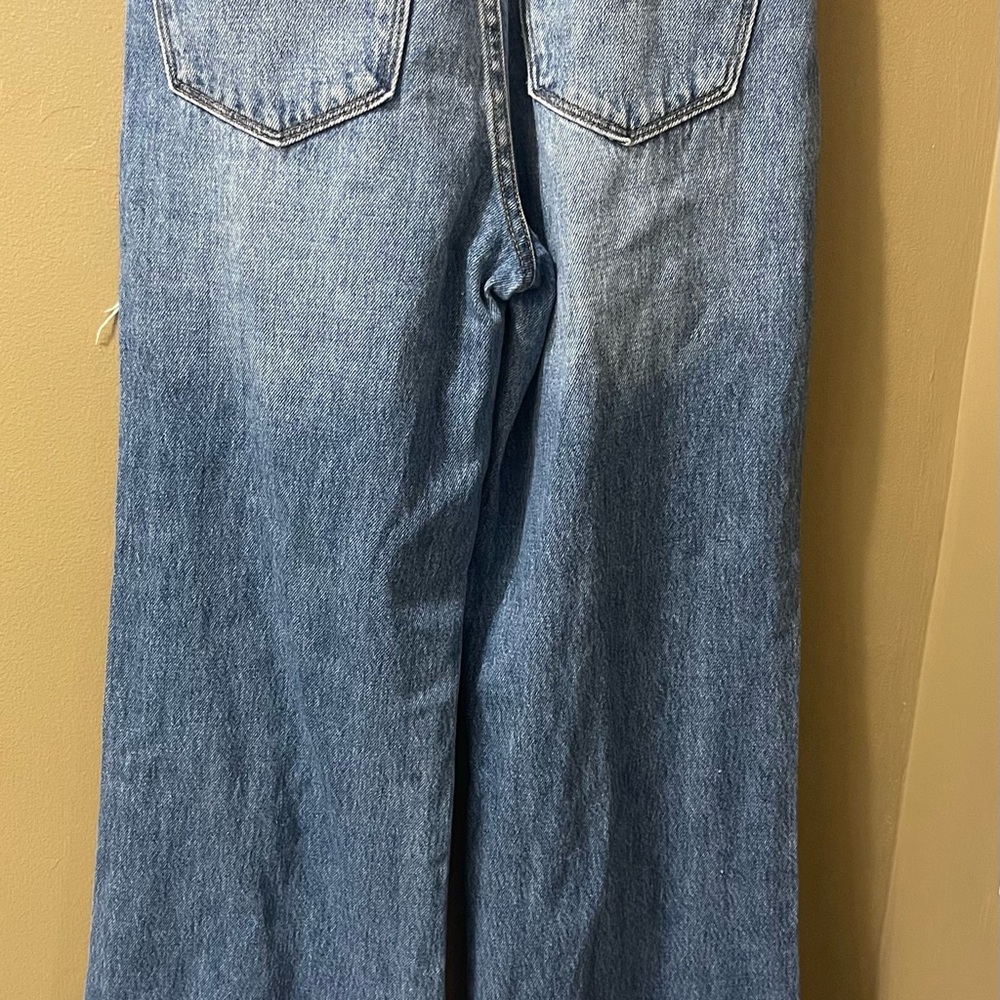 Jeans - Picture 2 of 6